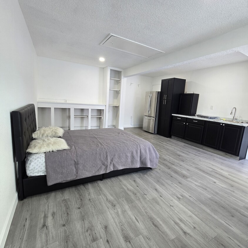 Foto principal - 2604 Winding Ridge Ave S