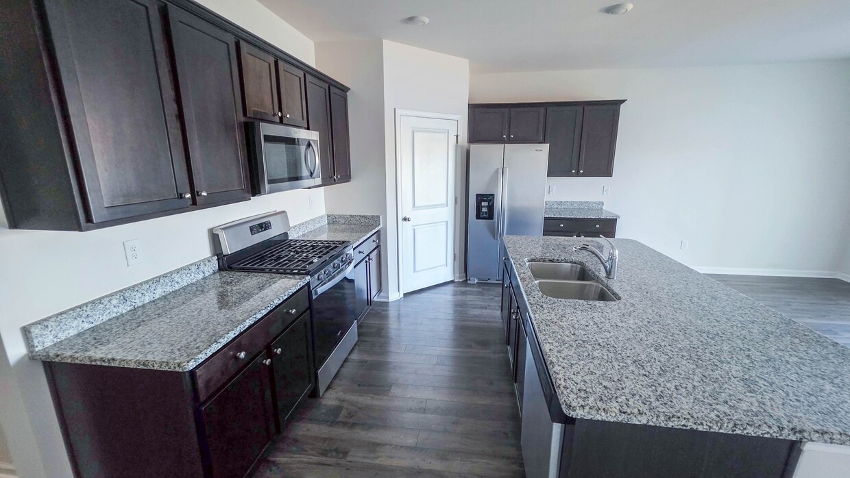 Photo - 3565 Bells Lk Cir (Longs, SC)