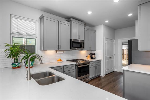 Building Photo - 10646 Tall Timbers Trl