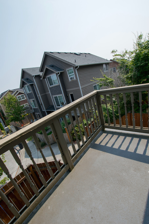 Foto del edificio - Beautiful 3 bed/2.5 bath townhome in North...