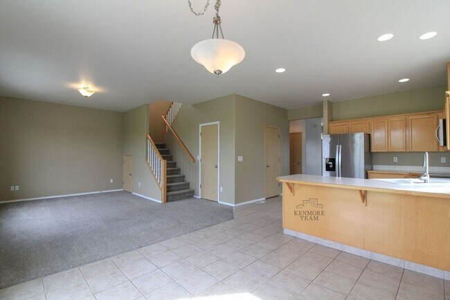 Building Photo - 9815 Mustang Dr