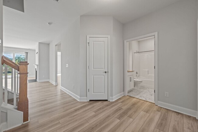 Foto del edificio - Welcome to The Terraces!