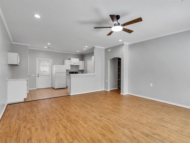 Building Photo - 104 Longstreet Rd