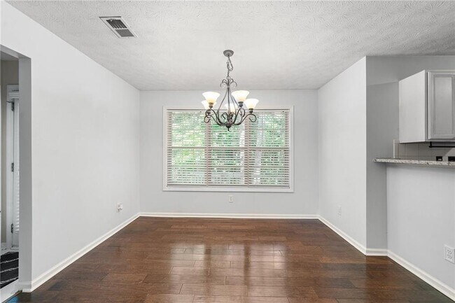 Building Photo - 3095 Heatherbrook Trce