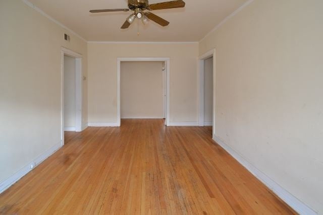Building Photo - 822 W Waveland Ave