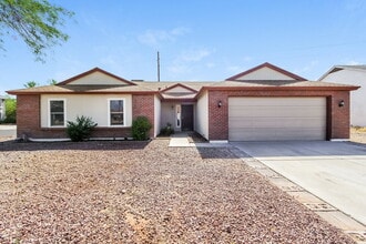 Building Photo - 6702 N 82nd Dr
