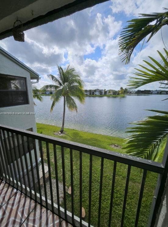 Foto del edificio - 1024 S Independence Dr