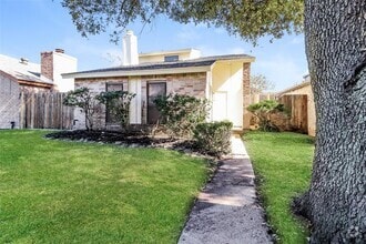 Building Photo - 6450 Dellfern Dr