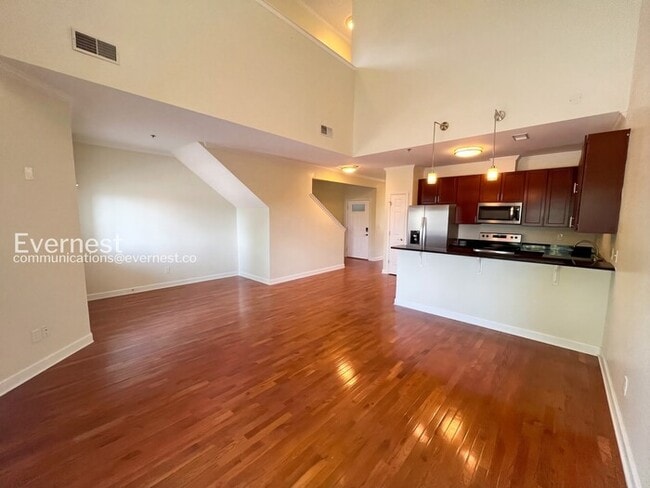 Foto del edificio - 221 Delmont St