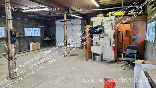 Building Photo - Shop for Rent in Niagara Falls, NY