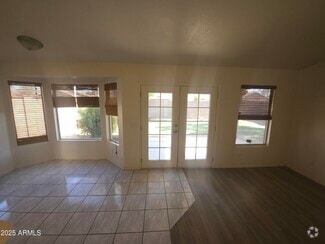 Building Photo - 1321 W Butler Dr