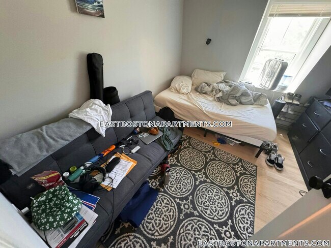 Foto del edificio - 226 Princeton St