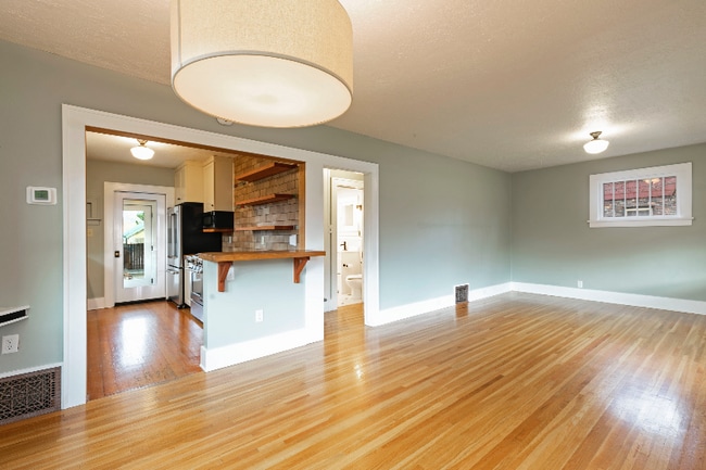 Building Photo - 1617 Ronald Ave