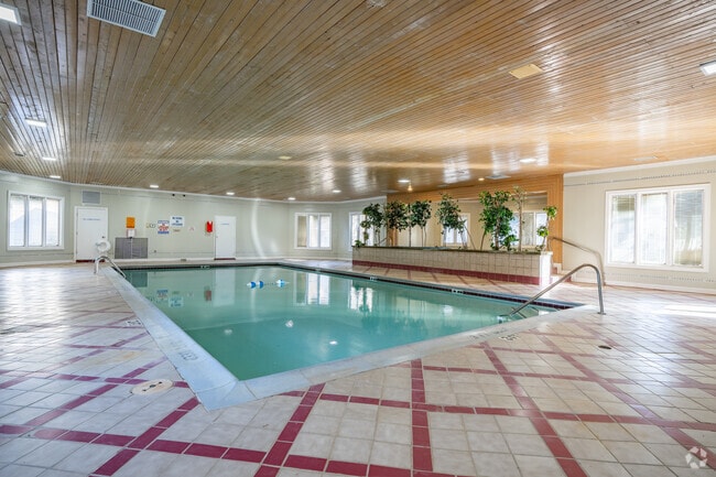 Interior Photo - Riverdale
