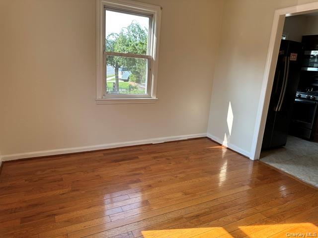 Building Photo - 410 Herricks Rd