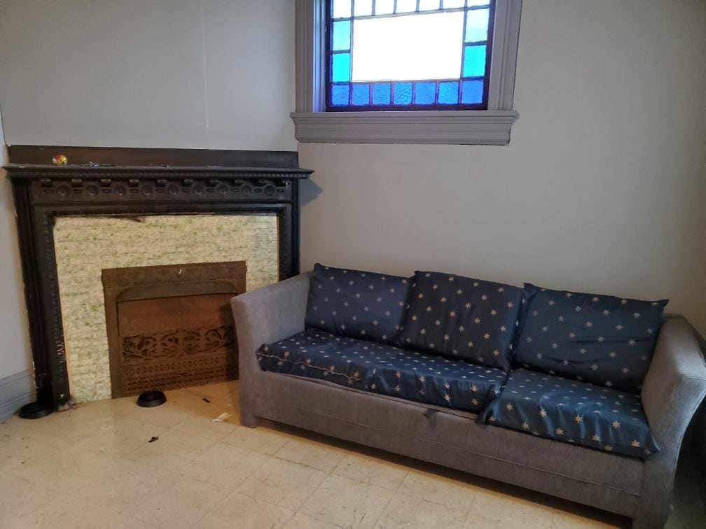 1006 E Kewaunee St, Milwaukee, WI 53202 House Rental in Milwaukee, WI