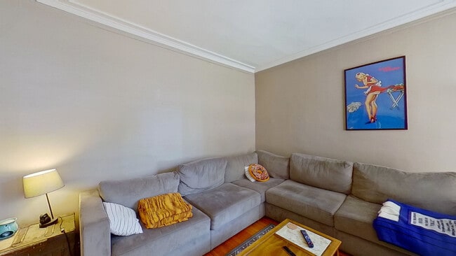 Building Photo - 801 Monroe St