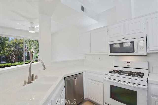 Building Photo - 7766 E Portofino Ave