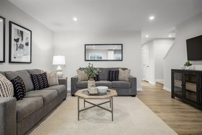 Building Photo - 3215 Edgemead Cir NW