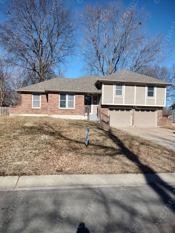 Primary Photo - 7600 E 133rd Terrace