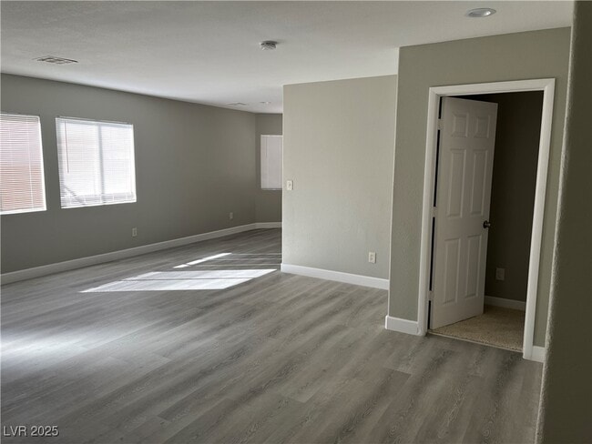 Building Photo - 1228 Star Meadow Dr