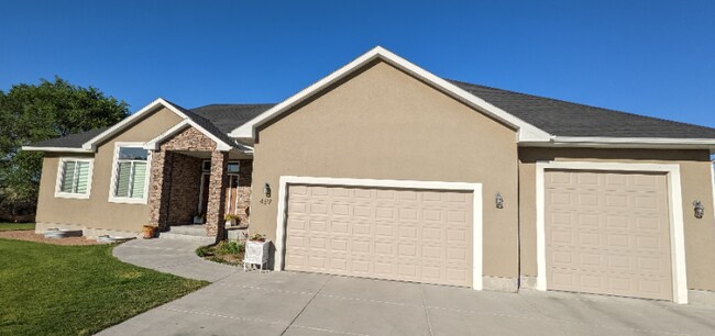 Foto del edificio - 4317 E 265 N