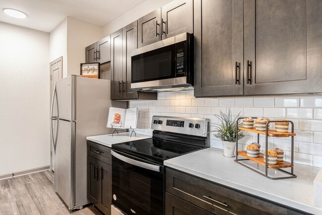 Building Photo - City Green Apartments