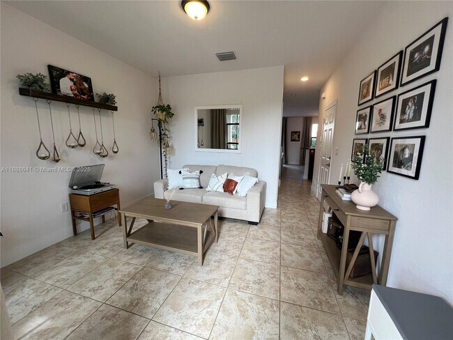 Foto del edificio - 17543 SW 153rd Path