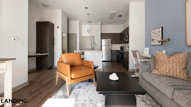 Building Photo - 10051 Perimeter Station Dr