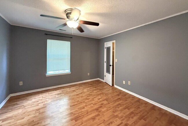 Foto del edificio - 5717 Stoneview Way