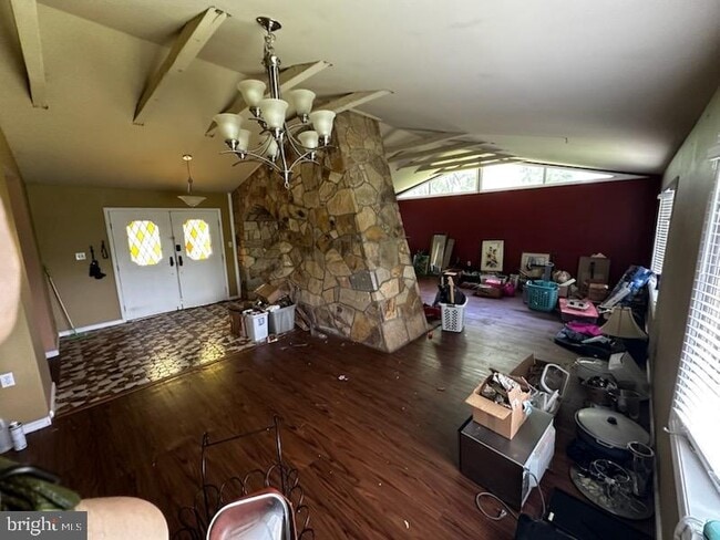 Foto del edificio - 21806 Watson Rd