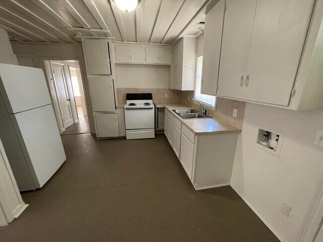Foto del edificio - Home for rent in Lake Charles!
