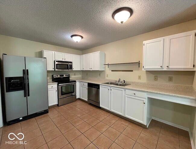 Foto del edificio - 6909 Earlswood Dr