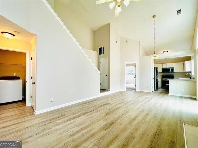 Building Photo - 13447 Aventide Ln