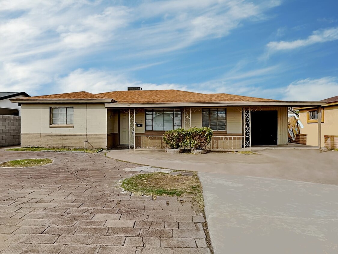 Primary Photo - 4534 W Mitchell Dr