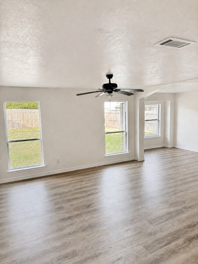 Building Photo - 6710 Highwind Bend Ln
