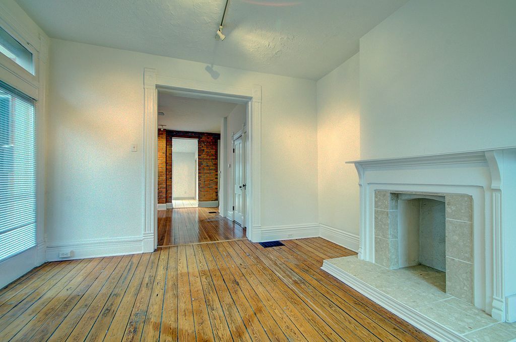 Primary Photo - 473 East Beck Street