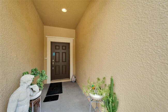 Building Photo - 2024 Hawks View Dr