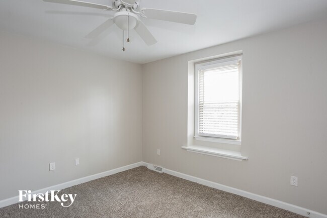 Building Photo - 6802 Candlewyck Ln