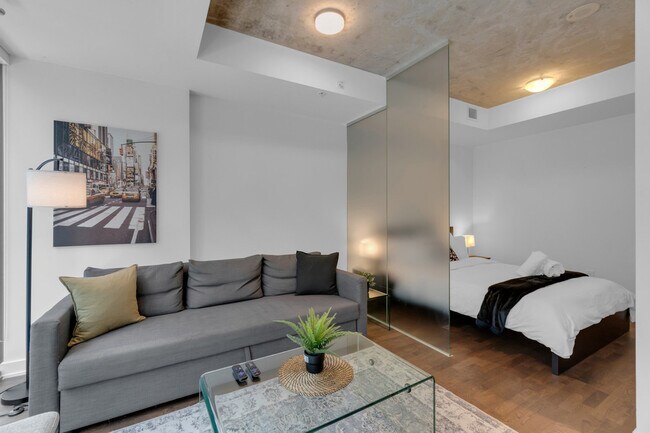 Building Photo - 38 Stewart St