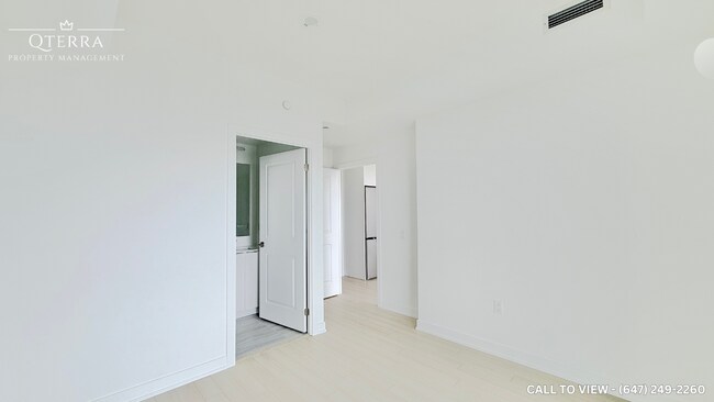 Building Photo - 15 Skyridge Dr