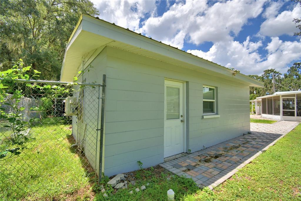 Foto principal - 250 Chamberlain Dr