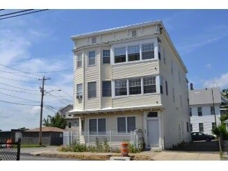 Primary Photo - 98-100 Orland St