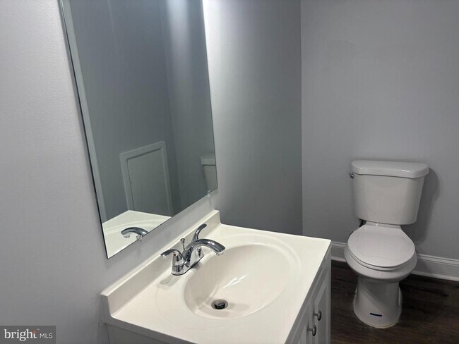Foto del edificio - 110B Red Cedar Ct