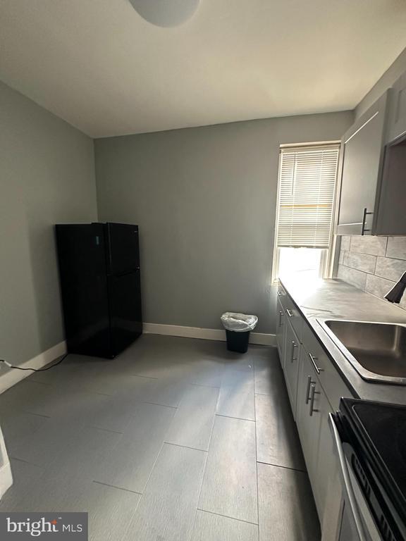 Foto del edificio - 3130 N 28th St