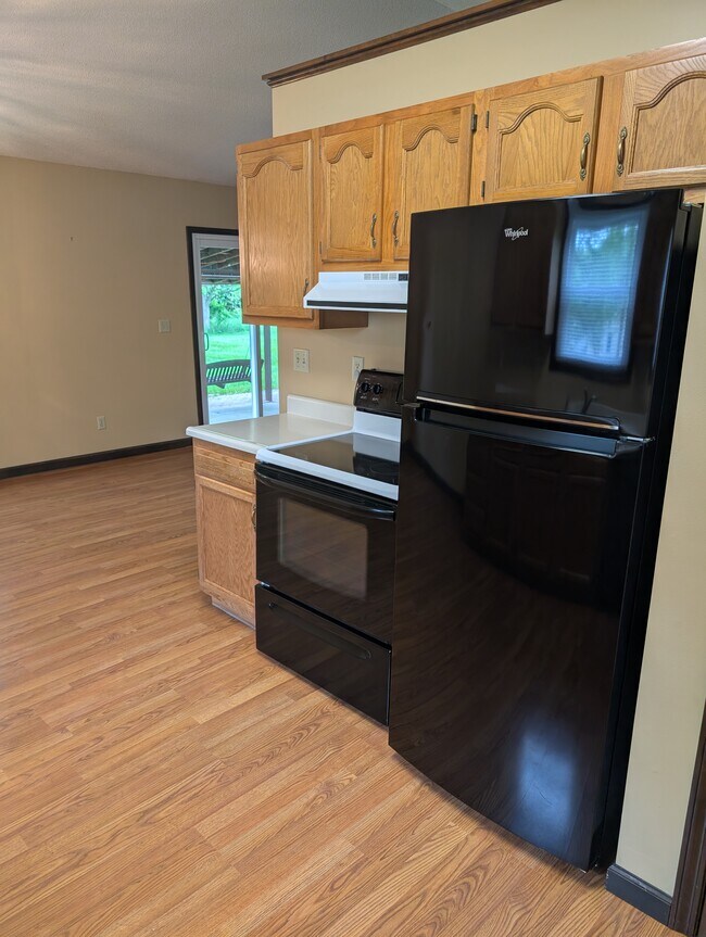 Photo - 2330 Sneakville Rd House