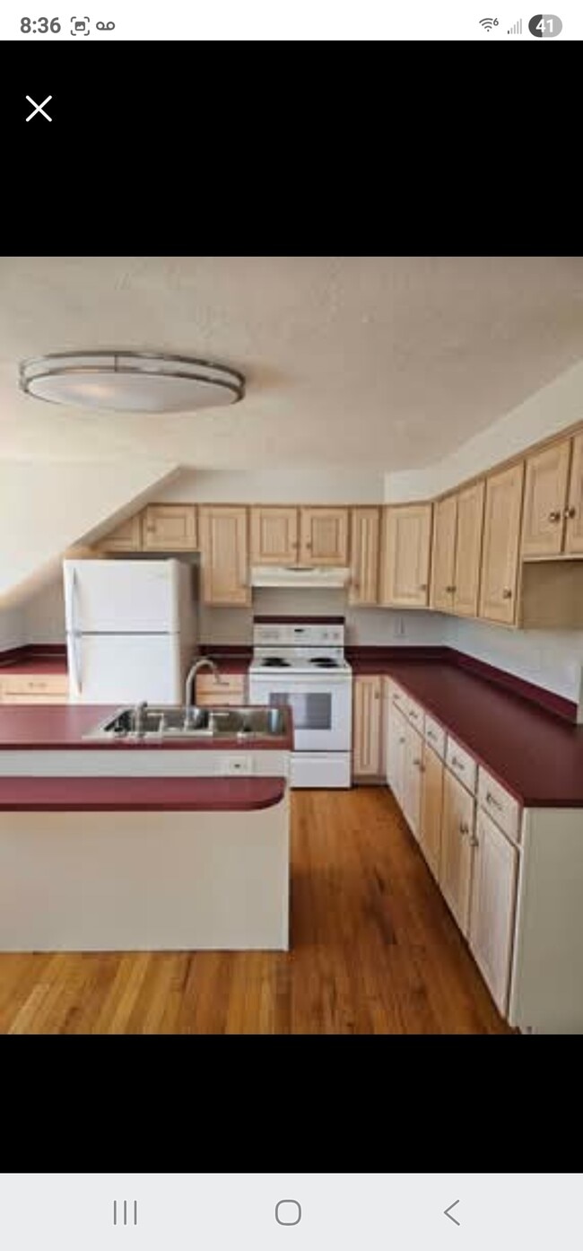 Foto del edificio - 1223 NH Route 11