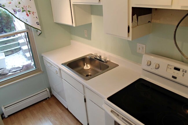 Building Photo - 4535 North Carefree Circle