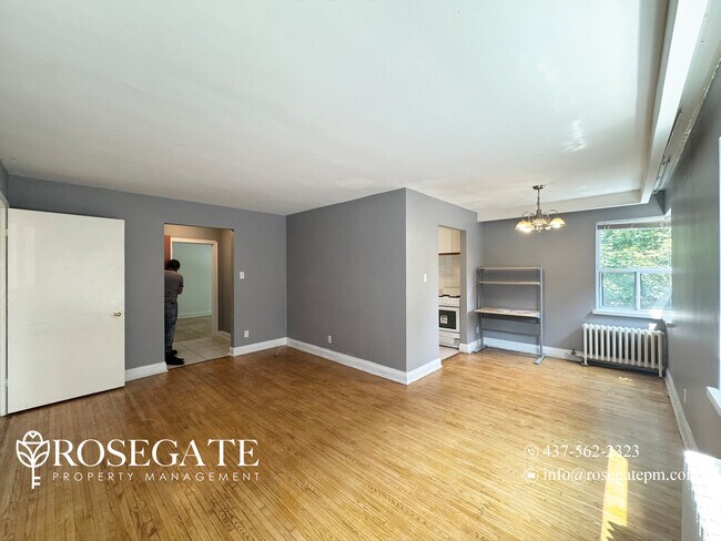 Building Photo - Cozy 2 Bed 1 Bath with Parking Apartment