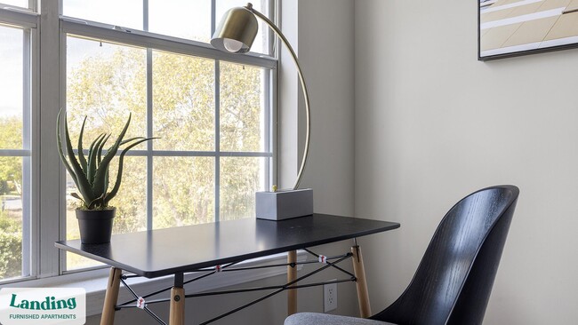 Foto del edificio - 100 Crossing Blvd